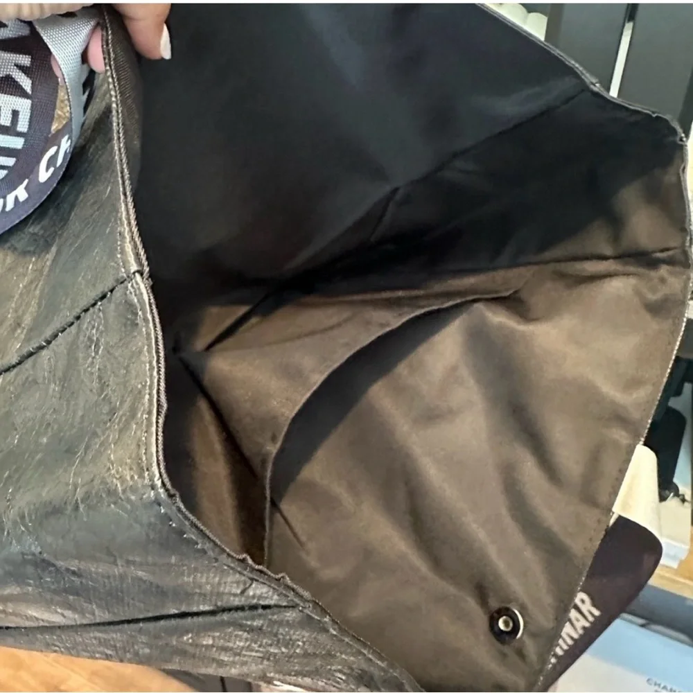 Dior Makeup Seminar Limited Gift Tote Bag 2024 - Picture 4 of 5